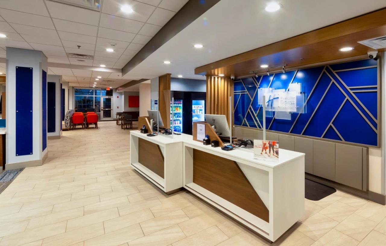 Holiday Inn Express & Suites - Harrisonburg University Area By Ihg Dış mekan fotoğraf