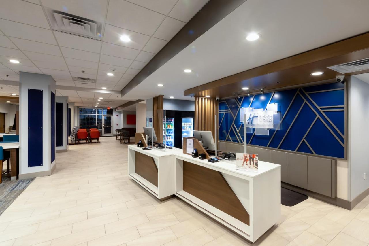 Holiday Inn Express & Suites - Harrisonburg University Area By Ihg Dış mekan fotoğraf